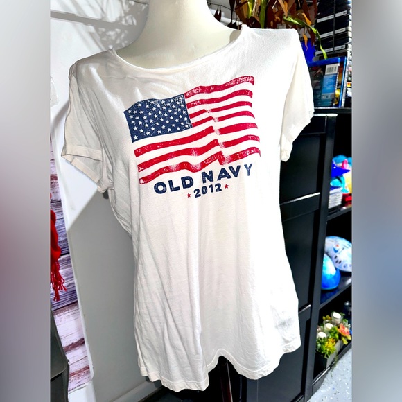 Old Navy 4th of July American flag women’s t shirt - Picture 1 of 2